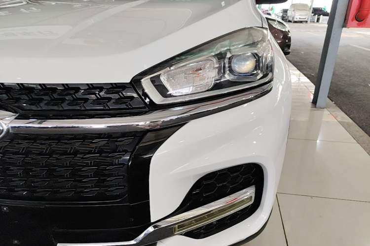 Used Chery Tiggo 8 2018 1.5 TCI Automatic Luxury 7-Seater Left Front Headlight