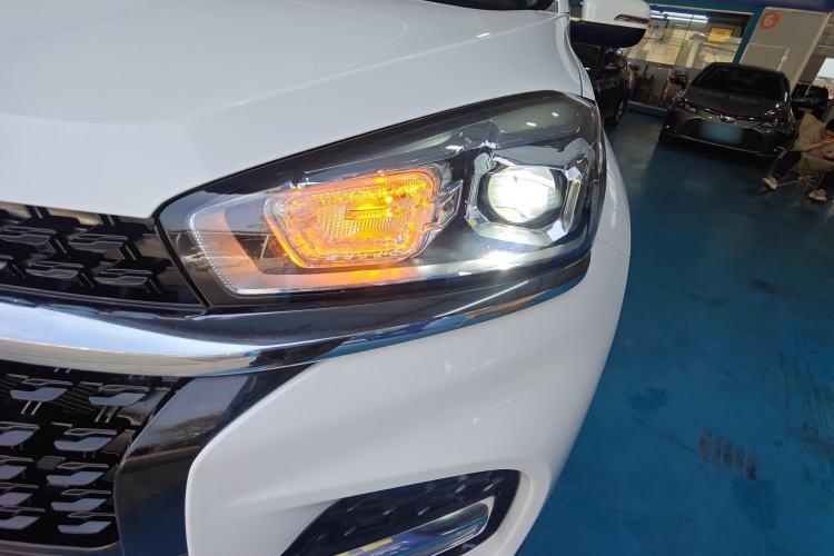 Used Chery Tiggo 8 2018 1.5 TCI Automatic Prestige 5-Seater Left Front Headlight