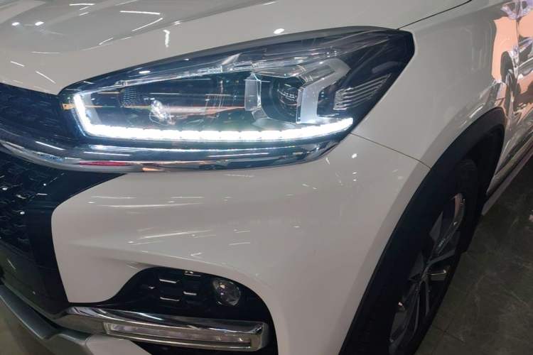 Used Chery Tiggo 8 2018 1.5 TCI Automatic Prestige 5-Seater Left Front Headlight
