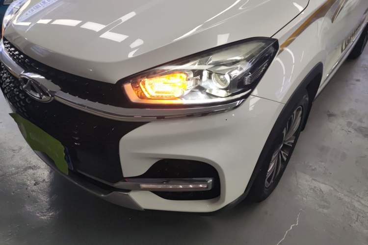 Used Chery Tiggo 8 2018 1.5 TCI Automatic Luxury 7-Seater Left Front Headlight