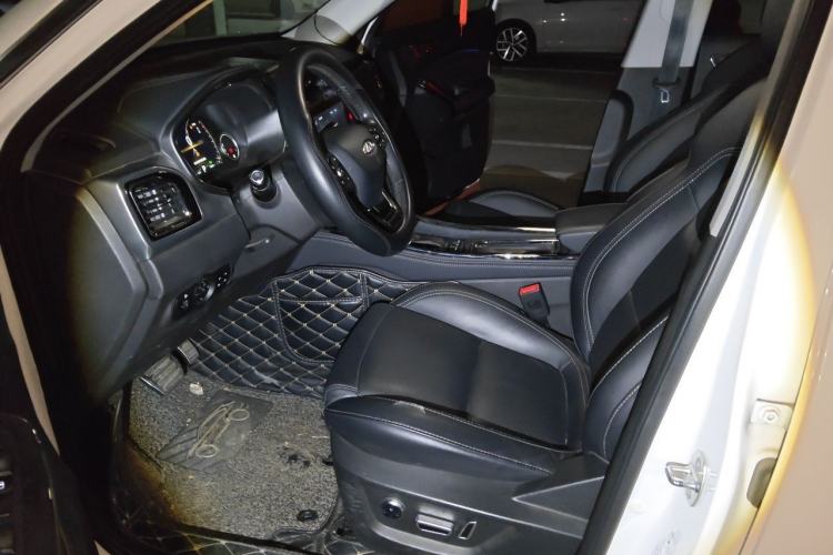 Used Chery Tiggo 8 2018 1.5 TCI Automatic Flagship 7-Seater Left Front Seat