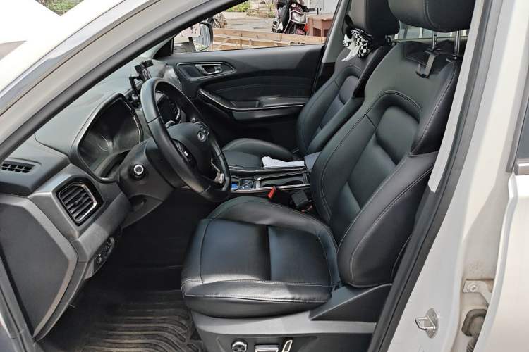 Used Chery Tiggo 8 2018 1.5 TCI Automatic Flagship 7-Seater Left Front Seat