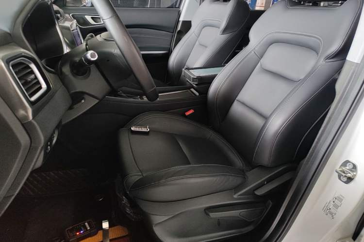 Used Chery Tiggo 8 2018 1.5 TCI Automatic Exclusive Edition 7-Seater Left Front Seat
