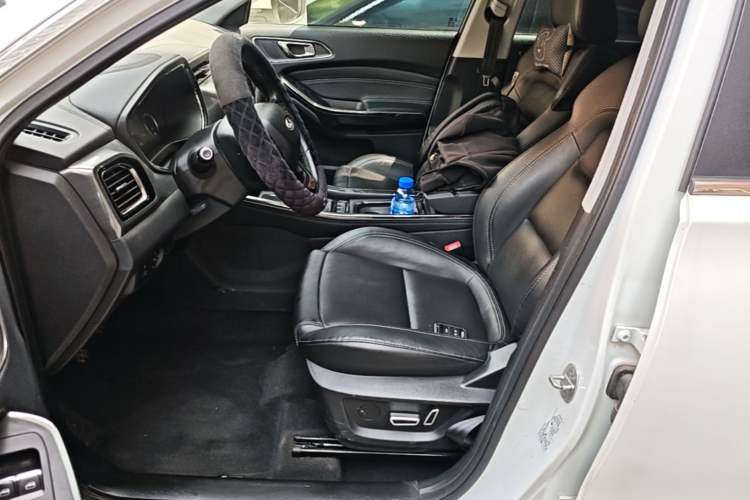 Used Chery Tiggo 8 2018 1.5 TCI Manual Prestige 7-Seater Left Front Seat