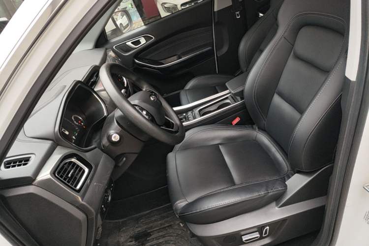 Used Chery Tiggo 8 2018 1.5 TCI Automatic Luxury Model 5 Seats Left Front Seat