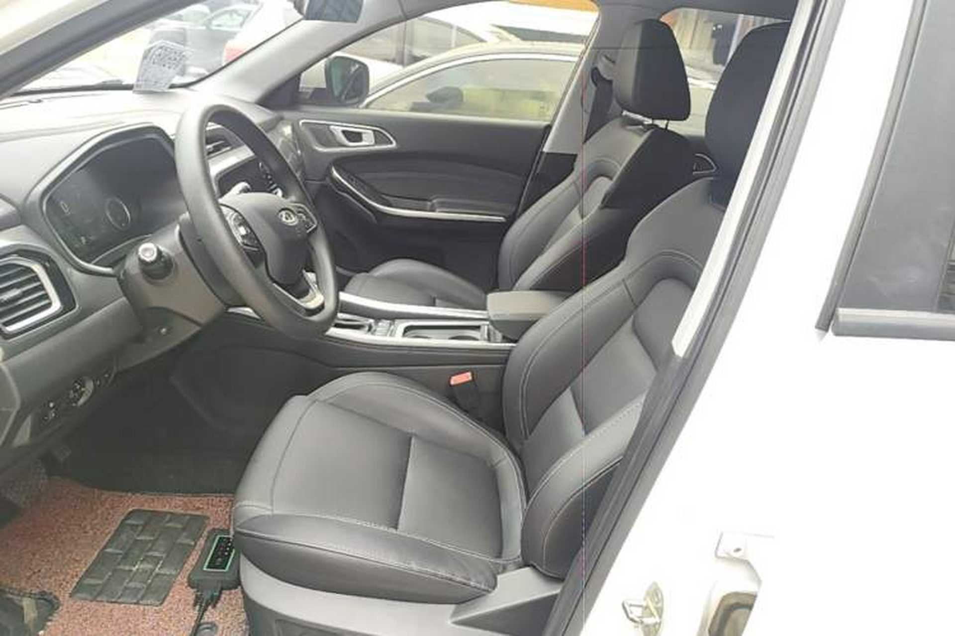 Used Chery Tiggo 8 2018 1.5 TCI Automatic Luxury Model 5 Seats Left Front Seat