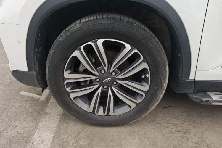 Used Chery Tiggo 8 2018 1.5 TCI Automatic Luxury Model 5 Seats Left Front Wheel Hub