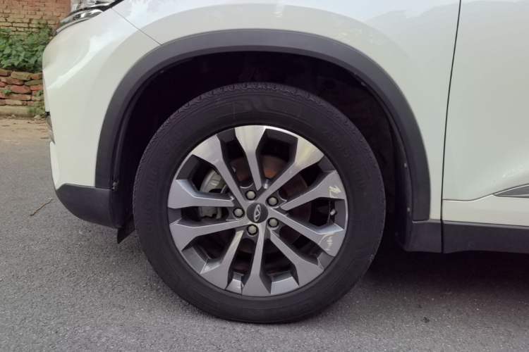 Used Chery Tiggo 8 2018 1.5 TCI Automatic Prestige 7-Seater Left Front Wheel Hub