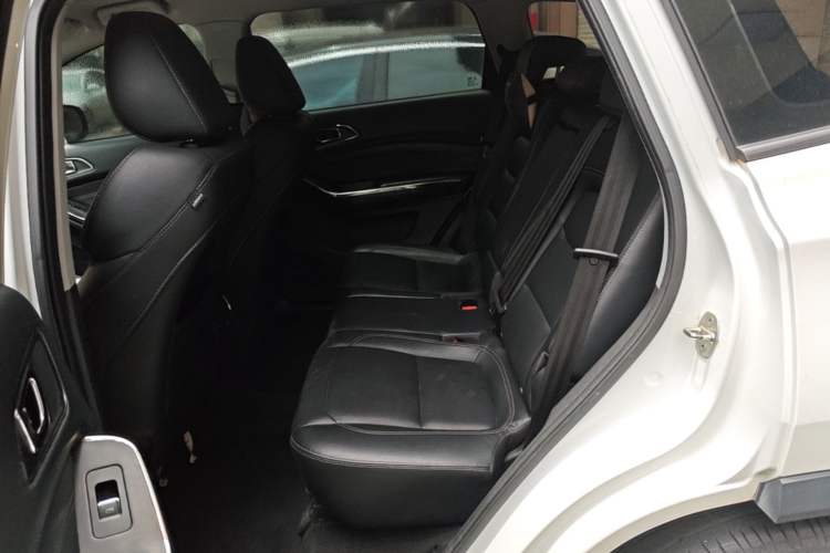 Used Chery Tiggo 8 2018 1.5 TCI Manual Prestige 7-Seater Left Rear Seat