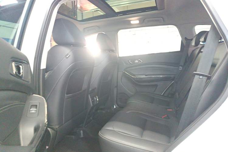 Used Chery Tiggo 8 2018 1.5 TCI Automatic Prestige 7-Seater Left Rear Seat