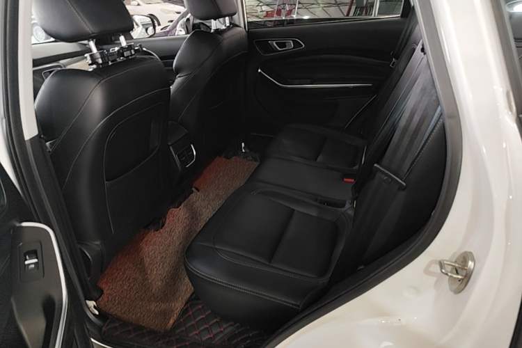 Used Chery Tiggo 8 2018 1.5 TCI Automatic Luxury 7-Seater Left Rear Seat