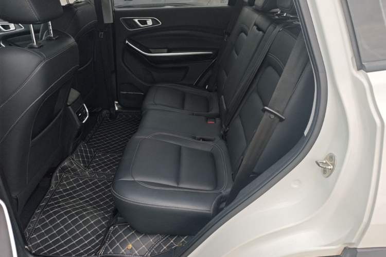 Used Chery Tiggo 8 2018 1.5 TCI Automatic Luxury Model 5 Seats Left Rear Seat