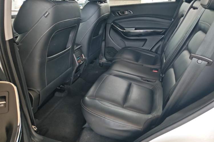 Used Chery Tiggo 8 2018 1.5 TCI Automatic Prestige 7-Seater Left Rear Seat