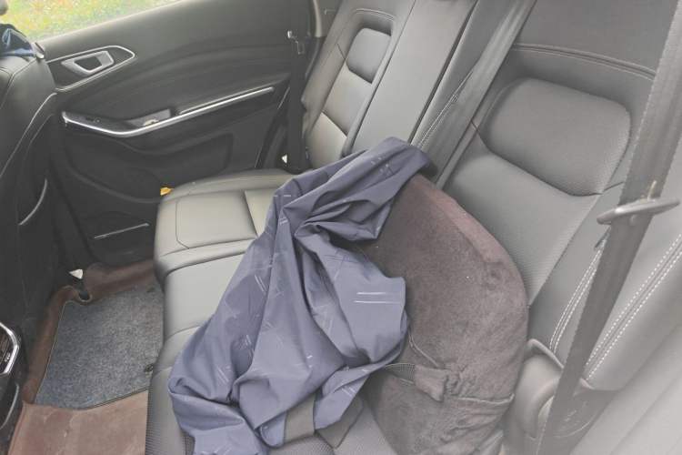 Used Chery Tiggo 8 2018 1.5 TCI Manual Luxury 7-Seater Left Rear Seat