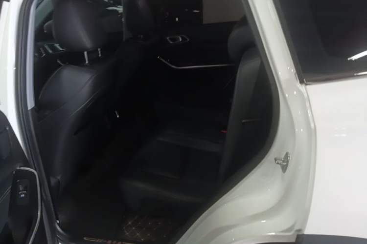 Used Chery Tiggo 8 2018 1.5 TCI Automatic Exclusive Edition 5-seater Left Rear Seat