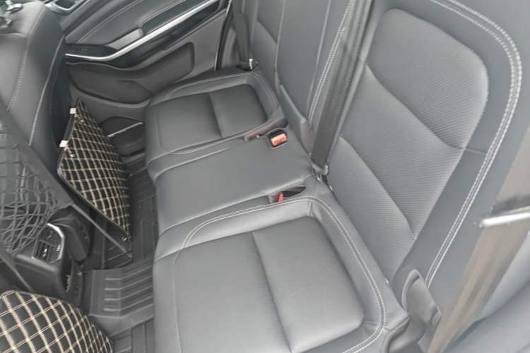 Used Chery Tiggo 8 2018 1.5 TCI Automatic Luxury Model 5 Seats Left Rear Seat