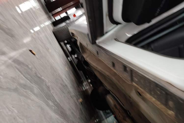 Used Chery Tiggo 8 2018 1.5 TCI Automatic Luxury Model 5 Seats Left Side Sill