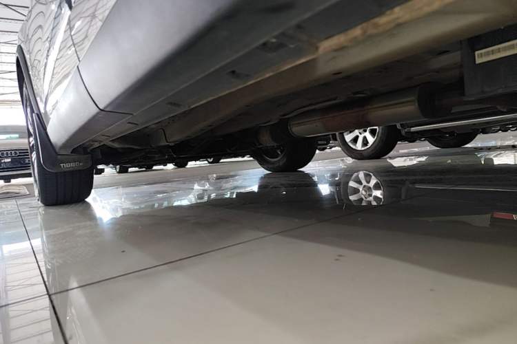 Used Chery Tiggo 8 2018 1.5 TCI Automatic Luxury 7-Seater Left Side Sill