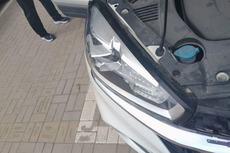 Used Chery Tiggo 8 2018 1.5 TCI Automatic Prestige 5-Seater Right Front Headlight