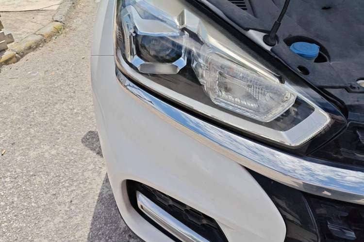 Used Chery Tiggo 8 2018 1.5 TCI Automatic Flagship 7-Seater Right Front Headlight