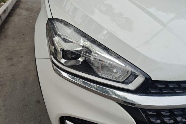 Used Chery Tiggo 8 2018 1.5 TCI Automatic Prestige 7-Seater Right Front Headlight