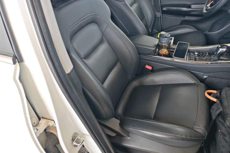 Used Chery Tiggo 8 2018 1.5 TCI Automatic Prestige 7-Seater Right Front Seat