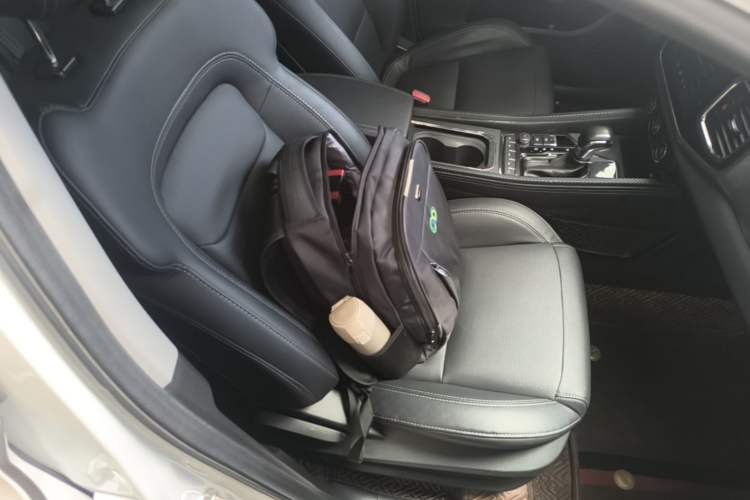 Used Chery Tiggo 8 2018 1.5 TCI Automatic Prestige 5-Seater Right Front Seat