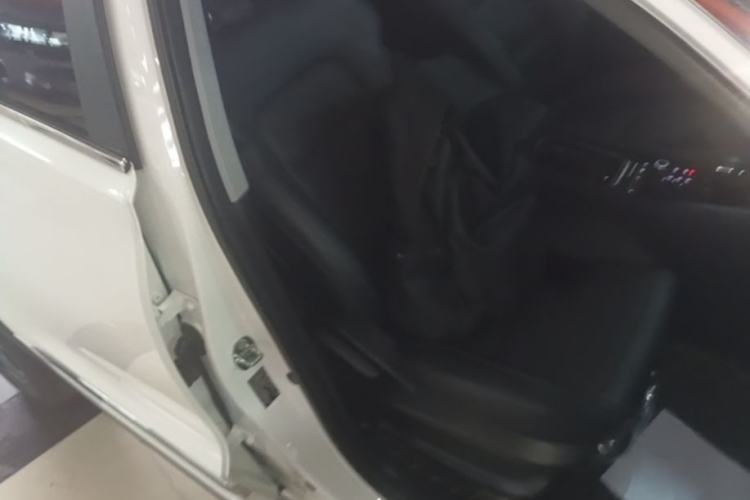 Used Chery Tiggo 8 2018 1.5 TCI Automatic Exclusive Edition 5-seater Right Front Seat