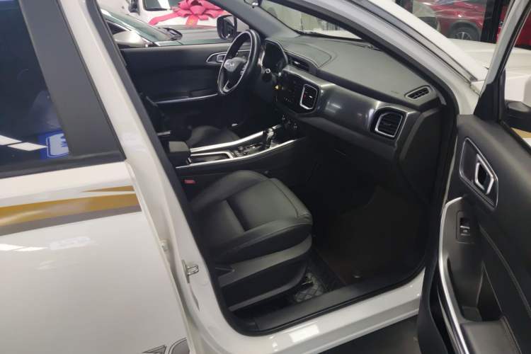 Used Chery Tiggo 8 2018 1.5 TCI Automatic Luxury 7-Seater Right Front Seat