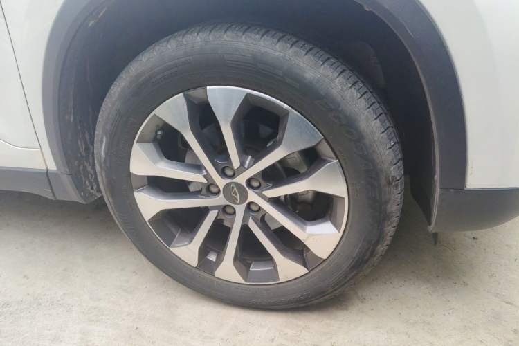 Used Chery Tiggo 8 2018 1.5 TCI Automatic Prestige 7-Seater Right Front Wheel Hub