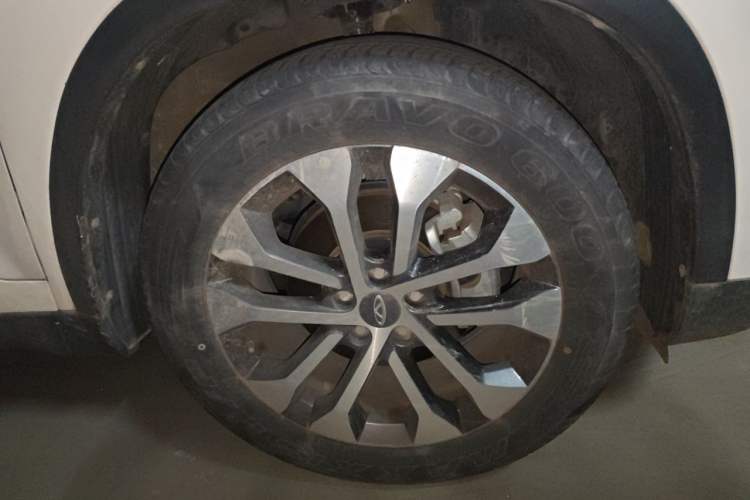 Used Chery Tiggo 8 2018 1.5 TCI Automatic Prestige 7-Seater Right Front Wheel Hub