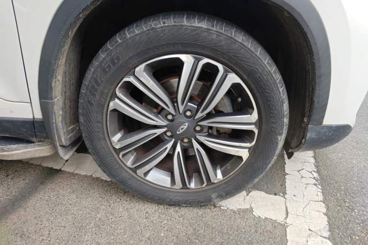 Used Chery Tiggo 8 2018 1.5 TCI Automatic Luxury 7-Seater Right Front Wheel Hub