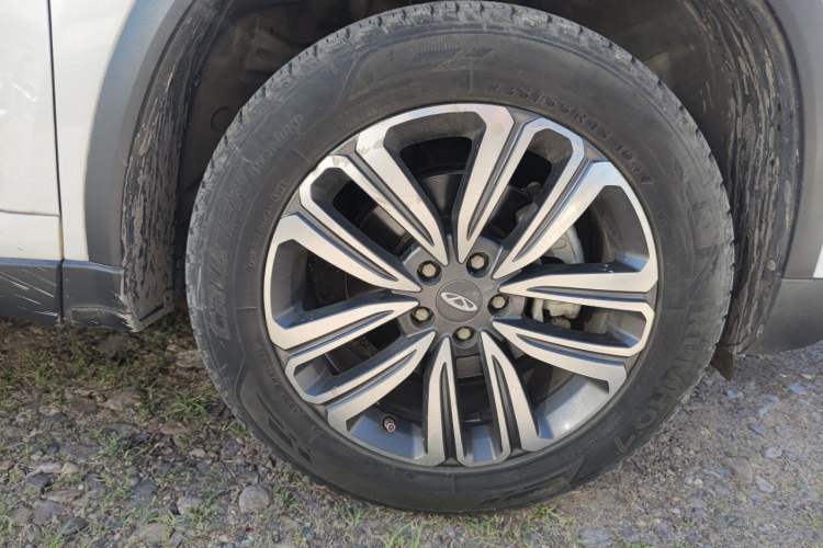 Used Chery Tiggo 8 2018 1.5 TCI Manual Luxury 5-Seater Right Front Wheel Hub