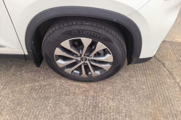 Used Chery Tiggo 8 2018 1.5 TCI Manual Luxury 5-Seater Right Front Wheel Hub