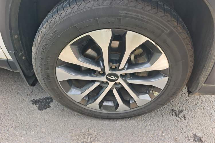 Used Chery Tiggo 8 2018 1.5 TCI Automatic Prestige 5-Seater Right Front Wheel Hub