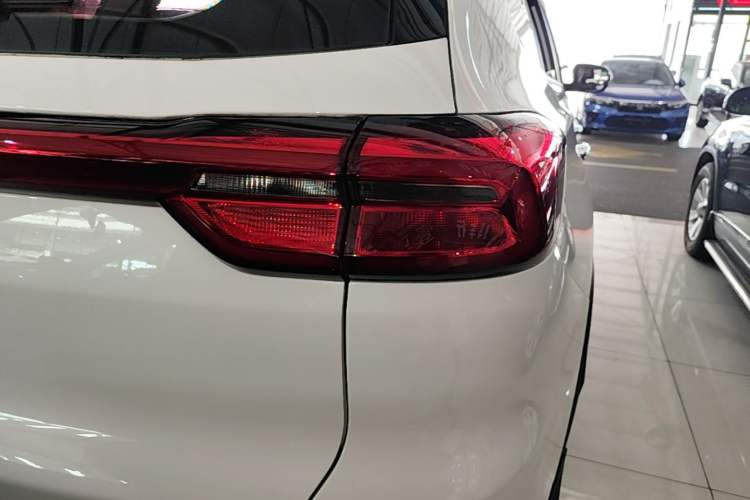 Used Chery Tiggo 8 2018 1.5 TCI Automatic Luxury 7-Seater Right Rear Taillight
