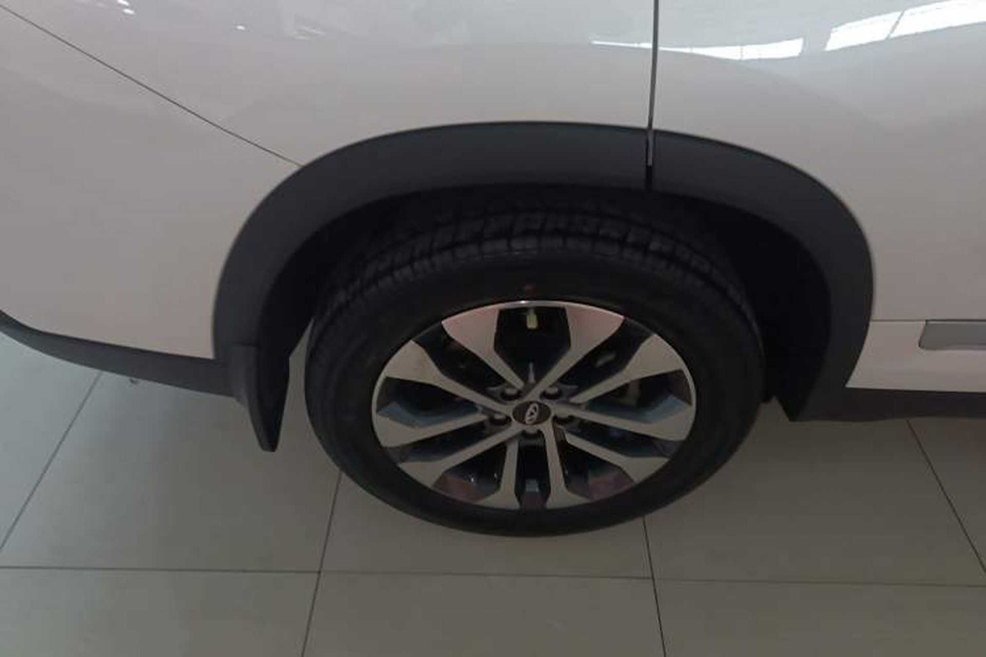 Used Chery Tiggo 8 2018 1.5 TCI Automatic Prestige 7-Seater Right Rear Wheel Hub