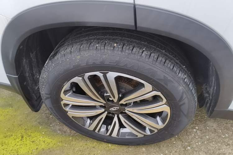 Used Chery Tiggo 8 2018 1.5 TCI Manual Luxury 5-Seater Right Rear Wheel Hub