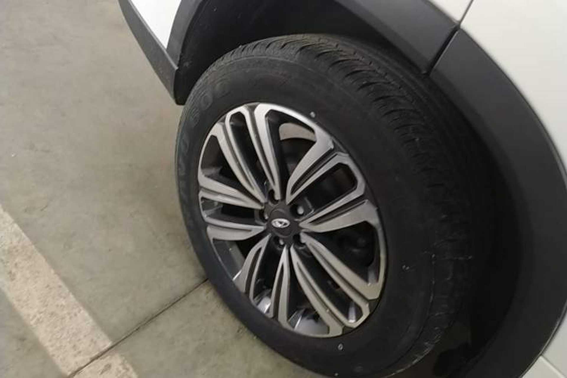 Used Chery Tiggo 8 2018 1.5 TCI Automatic Luxury Model 5 Seats Right Rear Wheel Hub