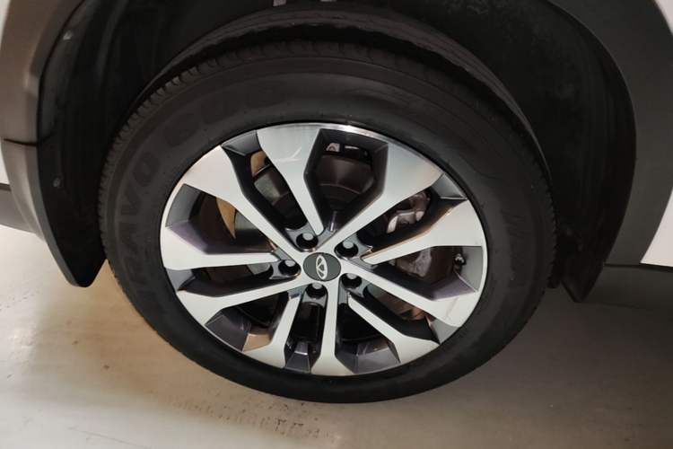 Used Chery Tiggo 8 2018 1.5 TCI Automatic Flagship Model 5-Seater Right Rear Wheel Hub