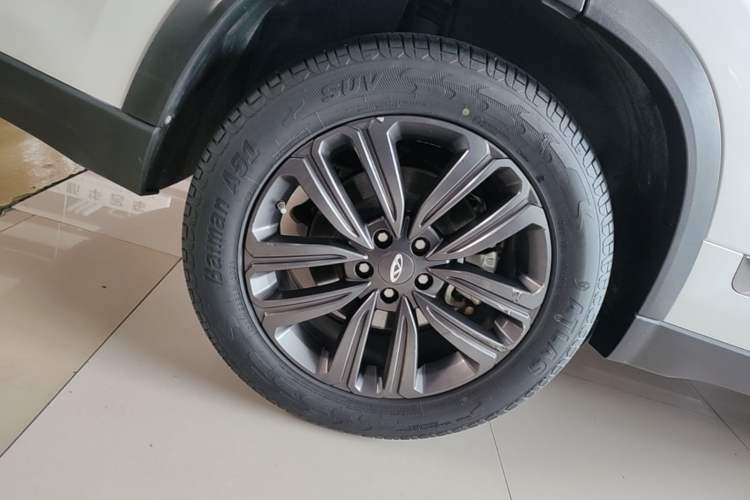 Used Chery Tiggo 8 2018 1.5 TCI Automatic Exclusive Edition 7-Seater Right Rear Wheel Hub