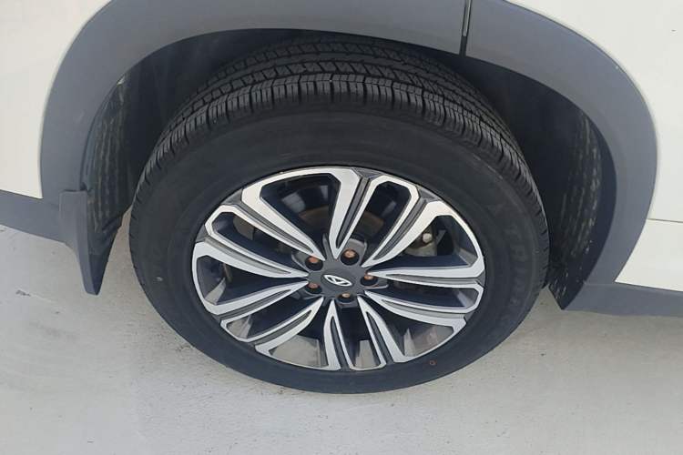 Used Chery Tiggo 8 2018 1.5 TCI Automatic Luxury 7-Seater Right Rear Wheel Hub