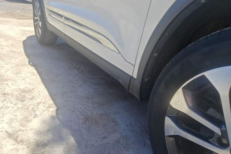 Used Chery Tiggo 8 2018 1.5 TCI Automatic Prestige 5-Seater Right Side Sill