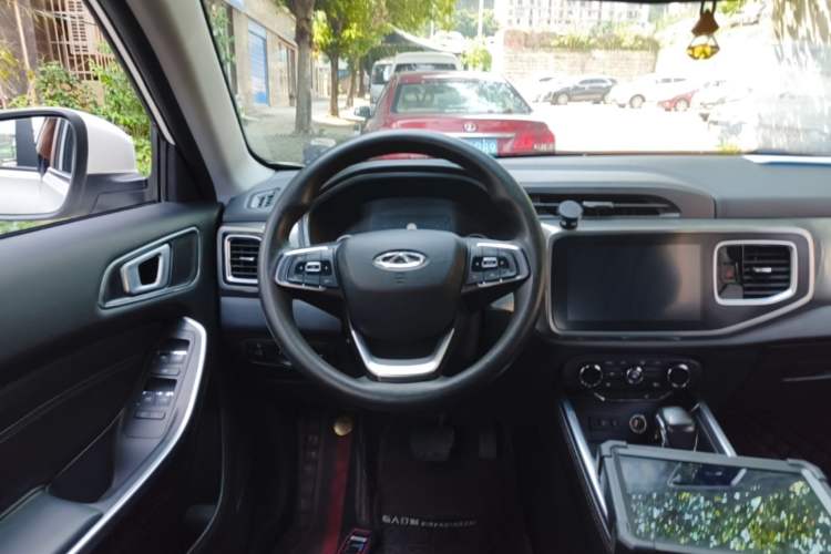 Used Chery Tiggo 8 2018 1.5 TCI Automatic Luxury Model 5 Seats Steering Wheel