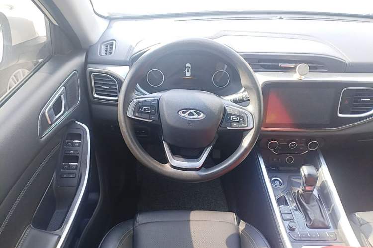 Used Chery Tiggo 8 2018 1.5 TCI Automatic Luxury 7-Seater Steering Wheel