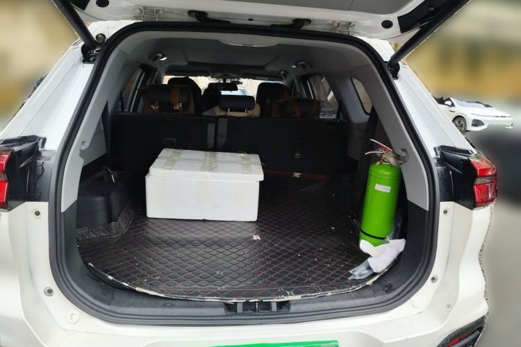 Used Chery Tiggo 8 2018 1.5 TCI Automatic Prestige 7-Seater Trunk