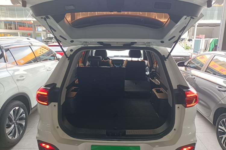 Used Chery Tiggo 8 2018 1.5 TCI Automatic Luxury Model 5 Seats Trunk