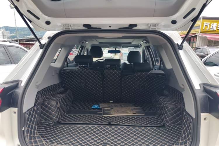Used Chery Tiggo 8 2018 1.5 TCI Automatic Luxury Model 5 Seats Trunk