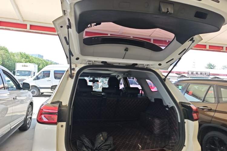 Used Chery Tiggo 8 2018 1.5 TCI Automatic Luxury Model 5 Seats Trunk