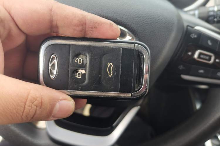 Used Chery Tiggo 8 2018 1.5 TCI Automatic Luxury Model 5 Seats Vehicle Key